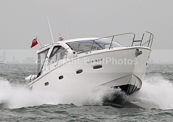 100515 OUT OF THE BLUE IMG_0717 - Motorboats - Hardtop