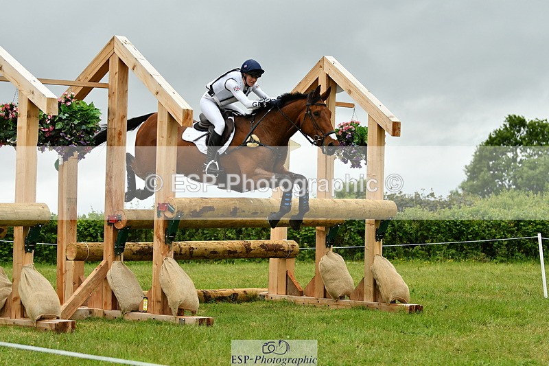250524A-093351-08543 - A-001-Jemima.Howden-HEADS.UP