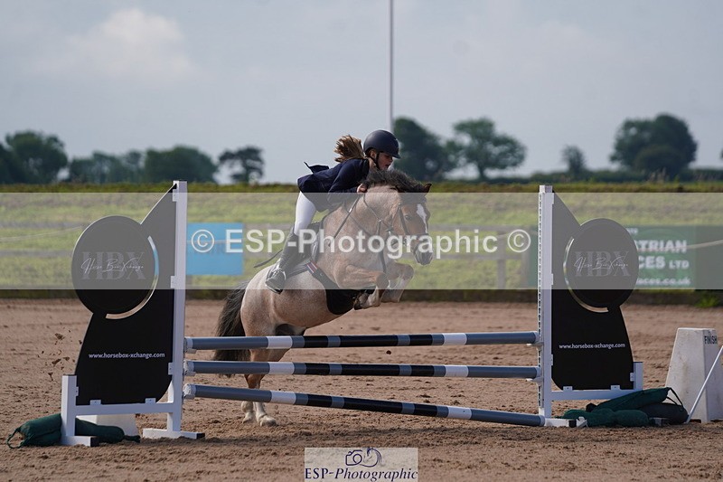 240713A-091320-00031 - Cls 2 70cm Open