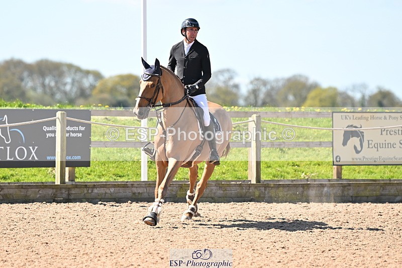 240418A-114232-02655 - Cls 5, 2 Star Medium Tour 1.35m