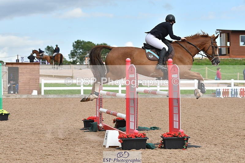240727A-164210-06725 - Cls 25 1.10m Amateur Qualifier