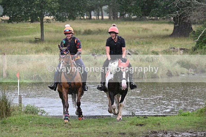 WJ7_4949 - Time at Water 14:00 to 14:53