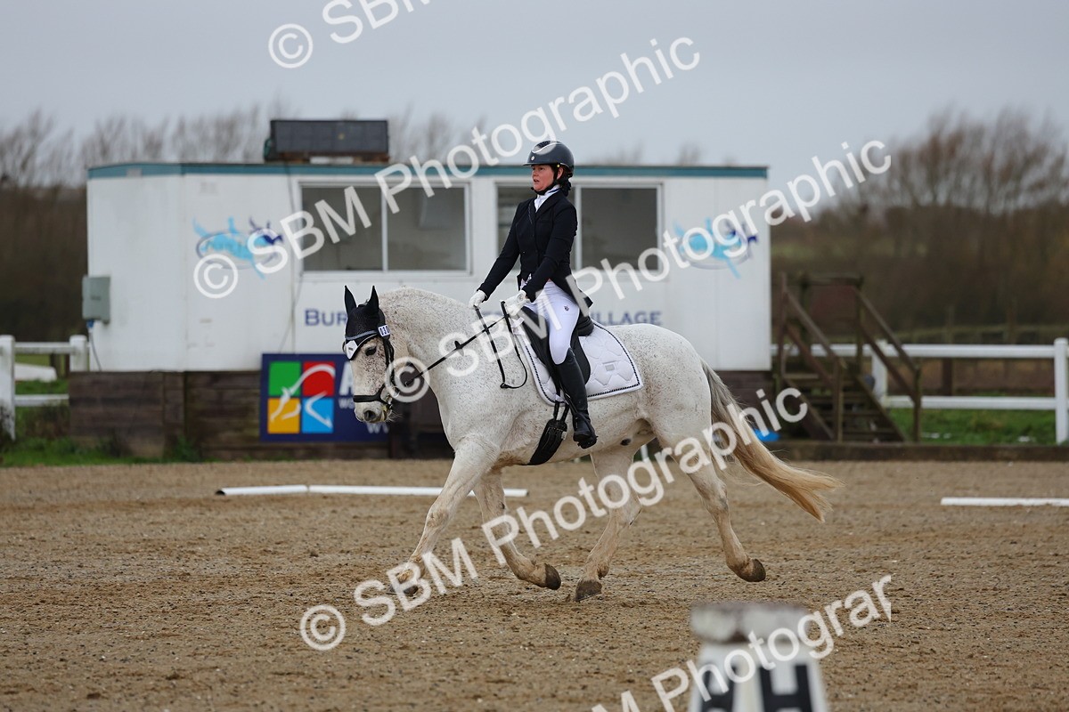 SBM_003102 - Class 6 - Novice 4