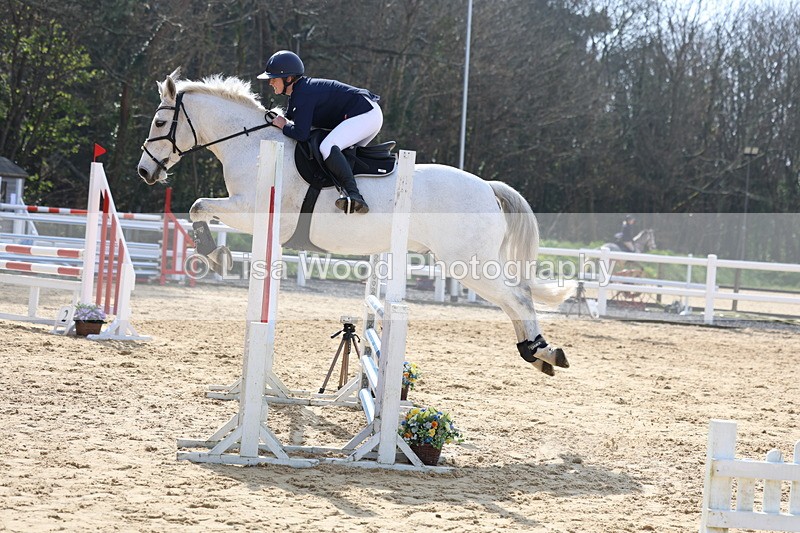 3E7A6621 - Class 4: Senior British Novice/90cm open