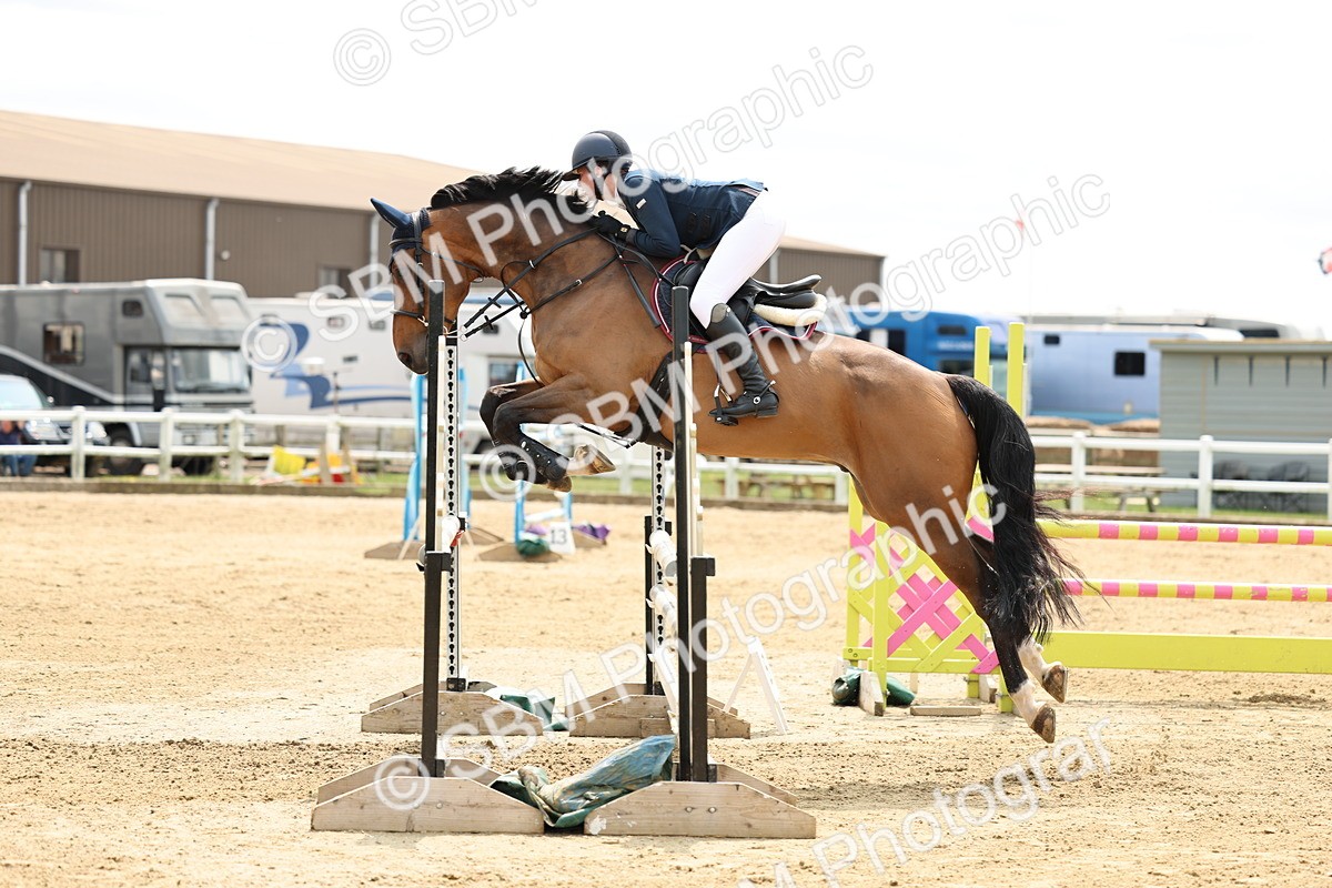 SBM_005616 - Class 17 - Senior Discovery - 1.00m