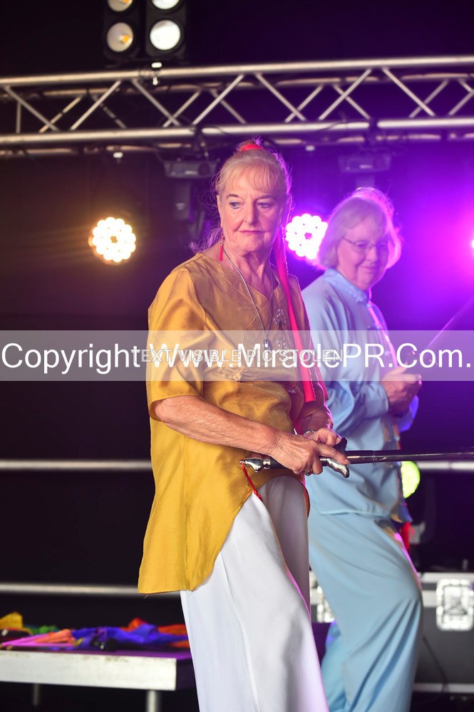 SH4_1589 - Tai Chi with Lisa Kay.