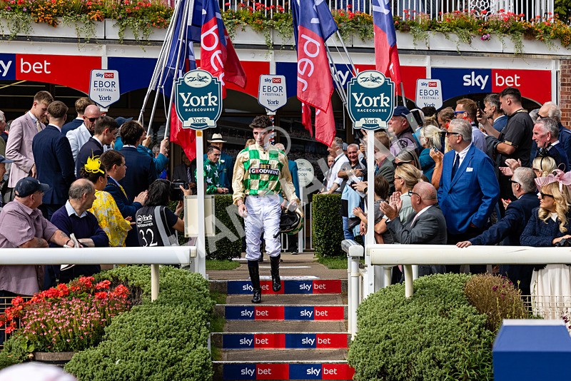 220826-Race 4-Daiquiri Bay-0675 - Race 4 15.35pm Sky Bet Ebor Handicap