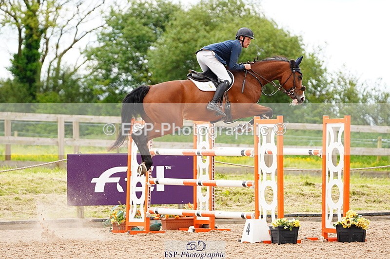 240524A-150614-04418 - Cls 18 National 1.40m