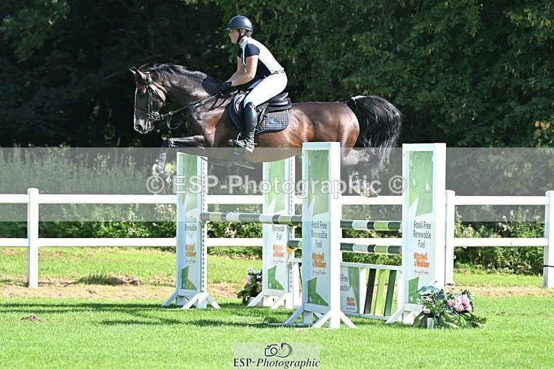 230909-112219-05157 - Cls 11 Snr Foxhunter & 1.20m Open