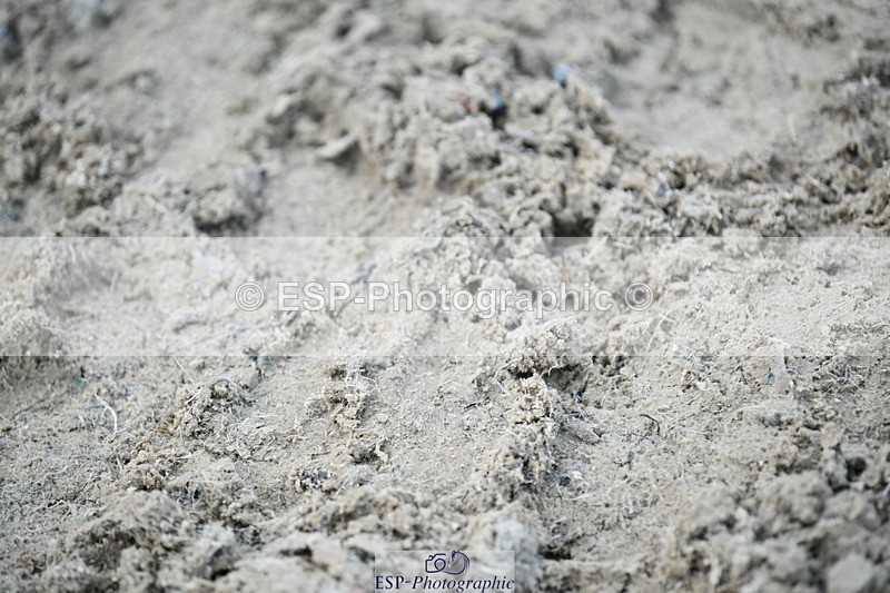 251004A-100737-00369 - Classes 1-2-3 40cm