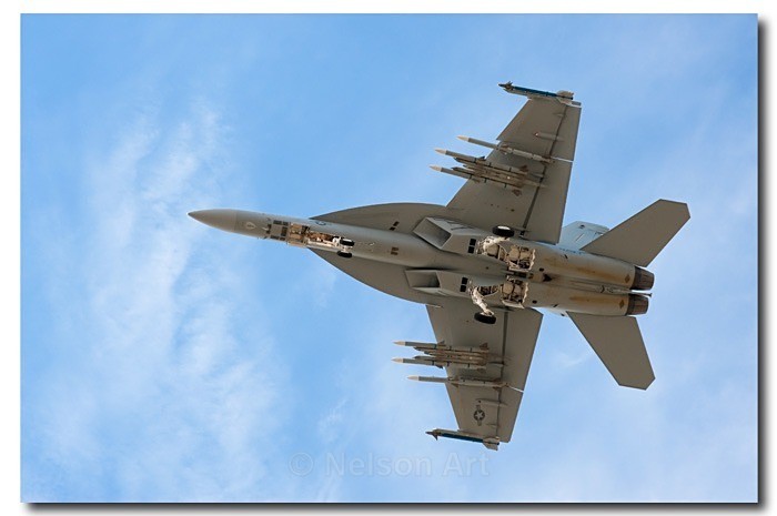 F-18 - Machines