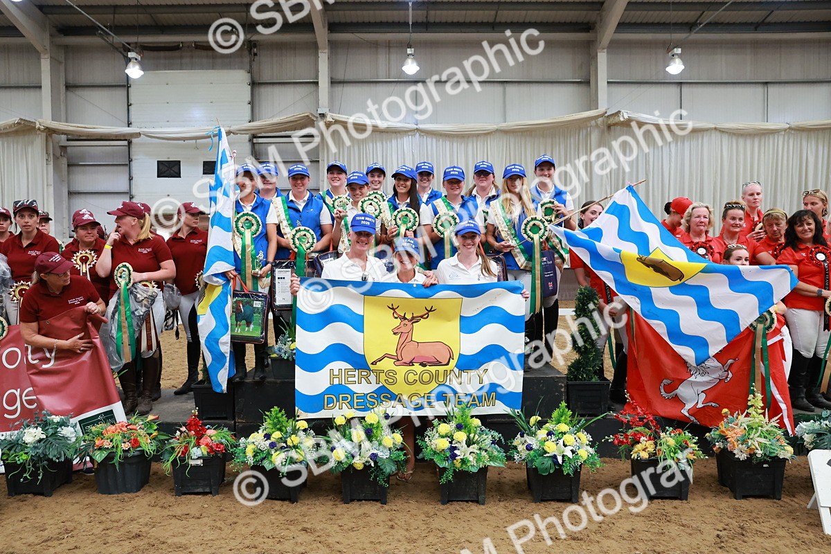 SBM_009390_Presentations - Jade S