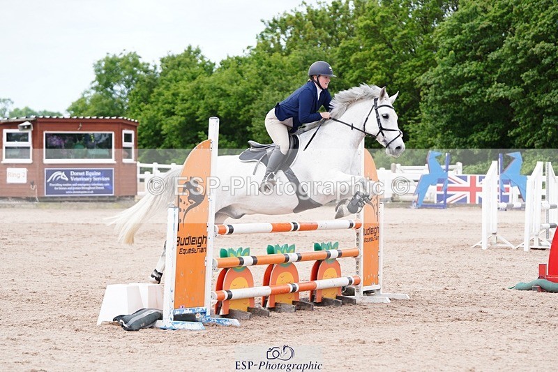 250525-104046-09148 - Cls 32 A&B Snr Brit Nov & 90cm Open