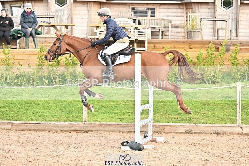 250416-100011-00178 - Cls 1 British Novice and 90cm