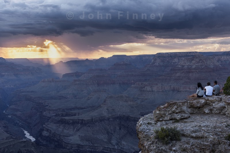Grand Canyon spectators - North America & Canada
