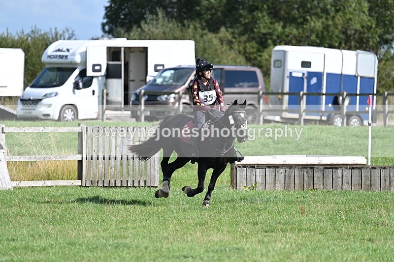 WJ7_0646 - Time 13:30 to 13:54