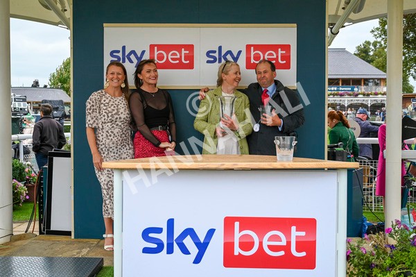 210824-Race 5-Extensio-5816 - Race 5 4.10pm Sky Bet Stayers Handicap