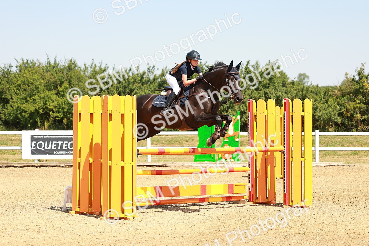SBM_001367 - Class 4 - Senior Newcomers - 1.10m