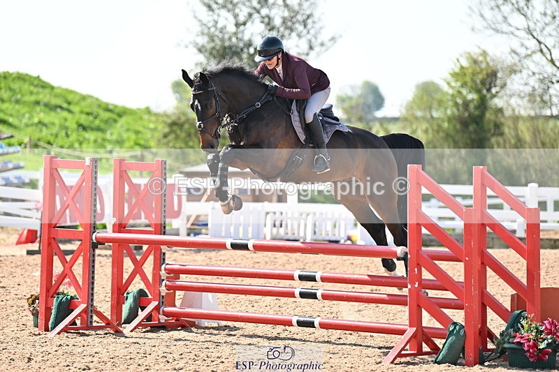 240509A-093653-00185 - Cls 1 British Novice and 90cm Open