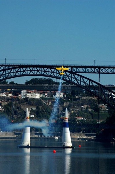 Going Up! - Red Bull Air Race I