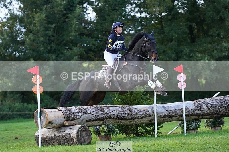 231021-144148-19323 - 473-COUNTING.STARS-Victoria.Newitt-SC+XC