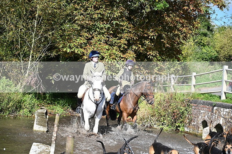 WJ7_5983 - Hounds Water Crossing