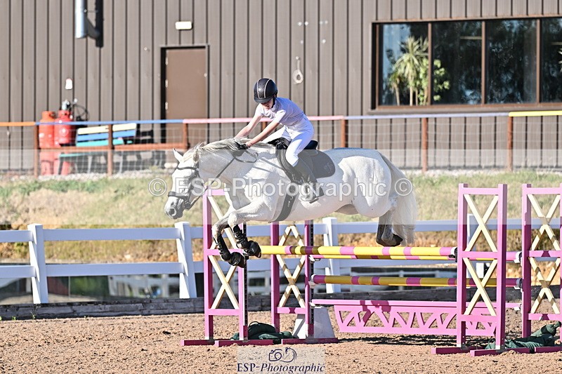 250708A-190649-00738 - 100cm Classes