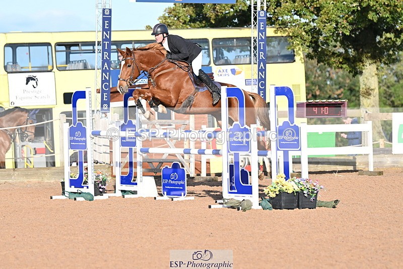 231015A-093255-06981 - Cls 28 Newcomers & 1.10m Open