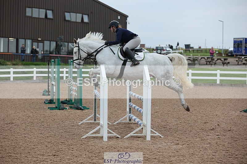 241101A-081617-00144 - FRI Cls 2 British Novice and 90cm Open