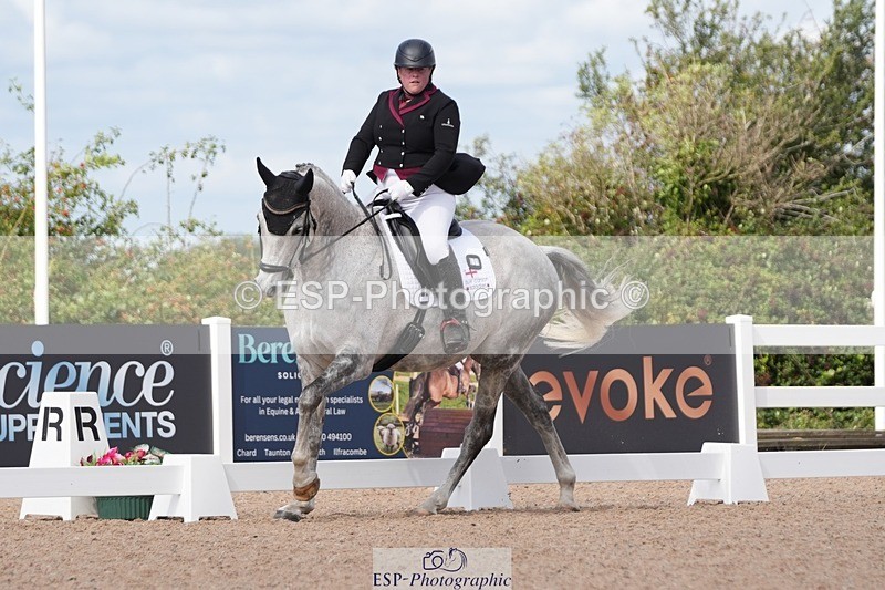 250906-124612-02449 - 071-Emma.ChapmanRoyal.Achiever