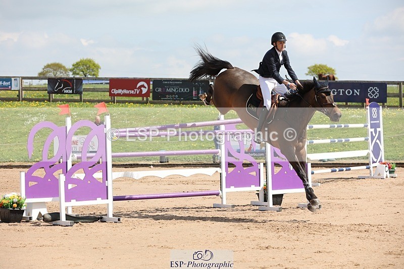 250427-125145-16817 - Cls 12 - 2 Star Big Tour L Ranking GP start to break