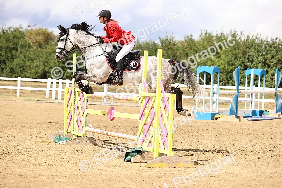 SBM_026717 - Class 13 - Senior Newcomers - 1.10m