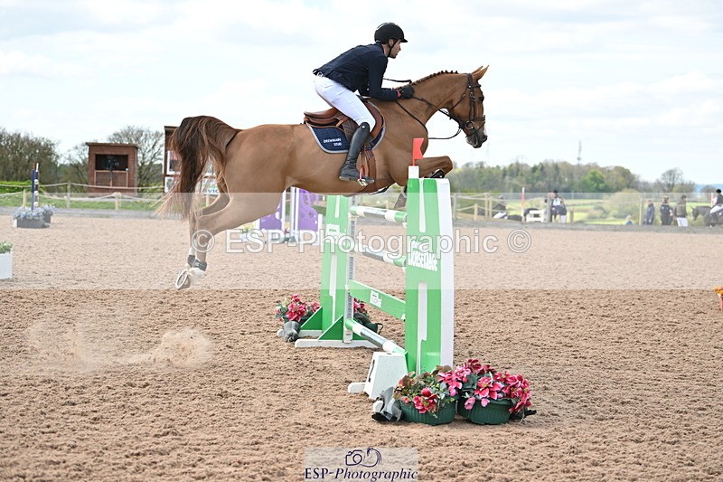 240418A-141009-04259 - Cls 9, 2 Star Big Tour 1.40m