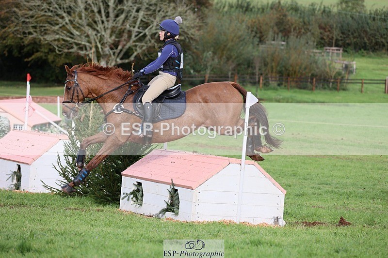 231021-134056-17151 - 436-MASSACHUSETTS-Georgia.Henderson-SC+XC