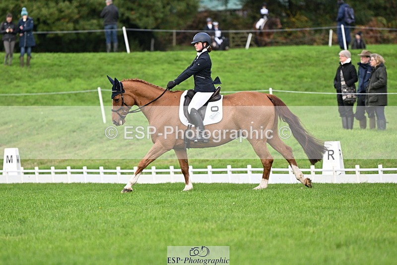 251023A-113105-03588 - G-513-Mimi.van.Ufford