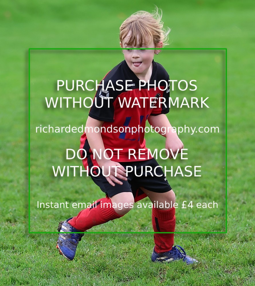 533A3323 - Kendal Utd U8's vs Sedbergh Wanderers Juniors U8 (8/11/25)