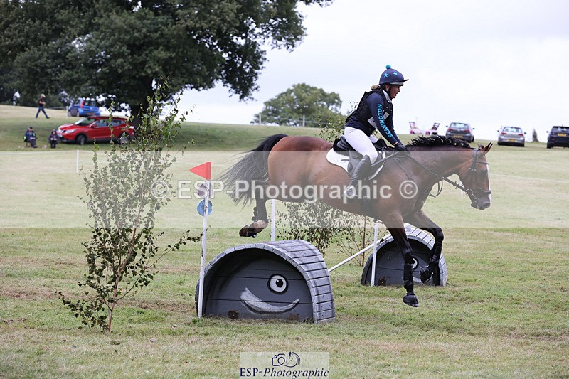 240825X-163638-37781 - 80cm XC 16.30 to 17.30