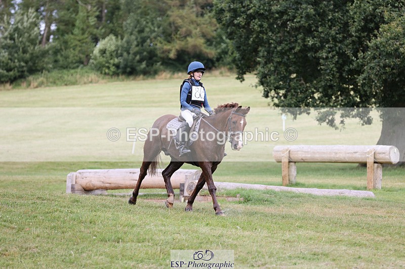 240825X-140627-34434 - 80cm XC 13.30 to 14.30