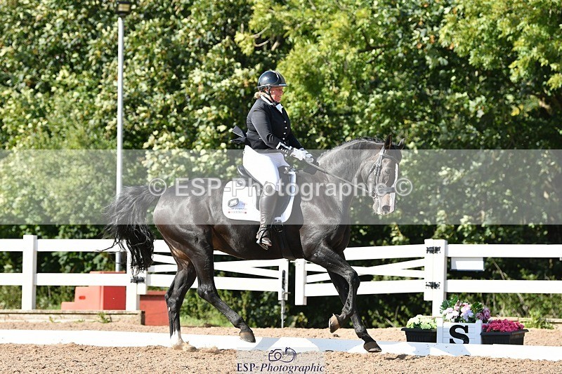 250906-155950-04531 - 057-Joanna.JohnsRockoko