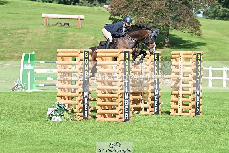 230909-111445-05108 - Cls 11 Snr Foxhunter & 1.20m Open
