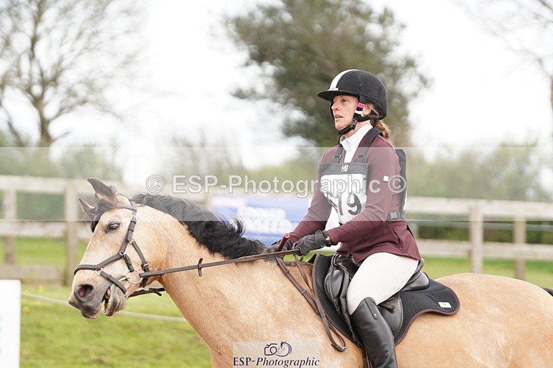 250419-150350-12817 - 619-Fiona.Lewis-BALLYANNY.BUTTONS