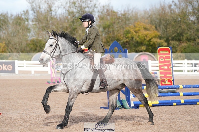 251026-121446-02352 - Cls 4 Pony Winter Novice + 80cm Open