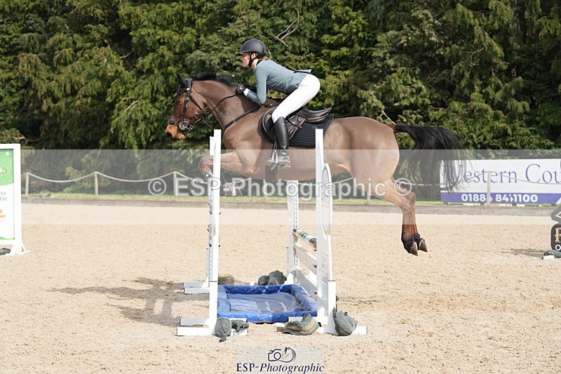 260322A-130218-01771 - 12 Newcomers 1m 10 Open