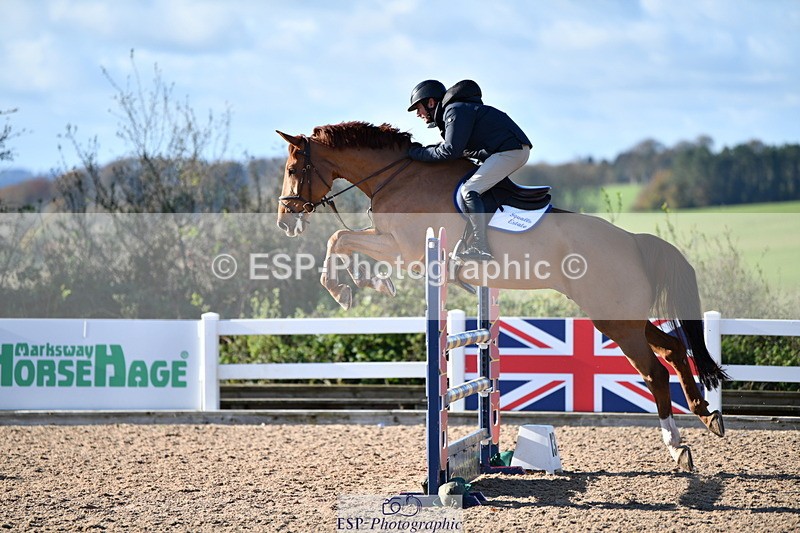 231110A-131411-00488 - Cls 5 Newcomers & 1.10m Open