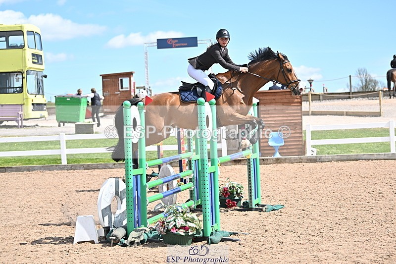 240418A-134411-03570 - Cls 13, 1 Star Bronze Tour 1.10m