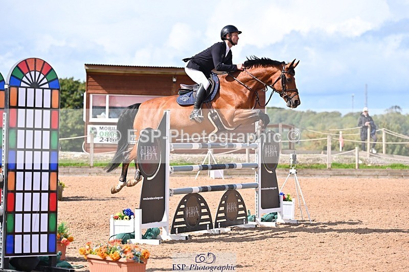 250912-123313-04286 - Cls 18 National 1.30m Open