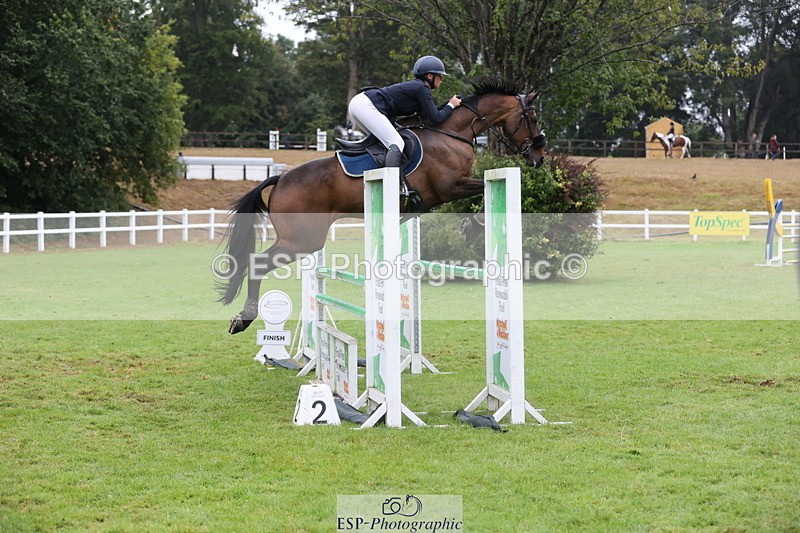 250830A-143019-07012 - Cls 16 Snr Newcomers and 1.10m Open