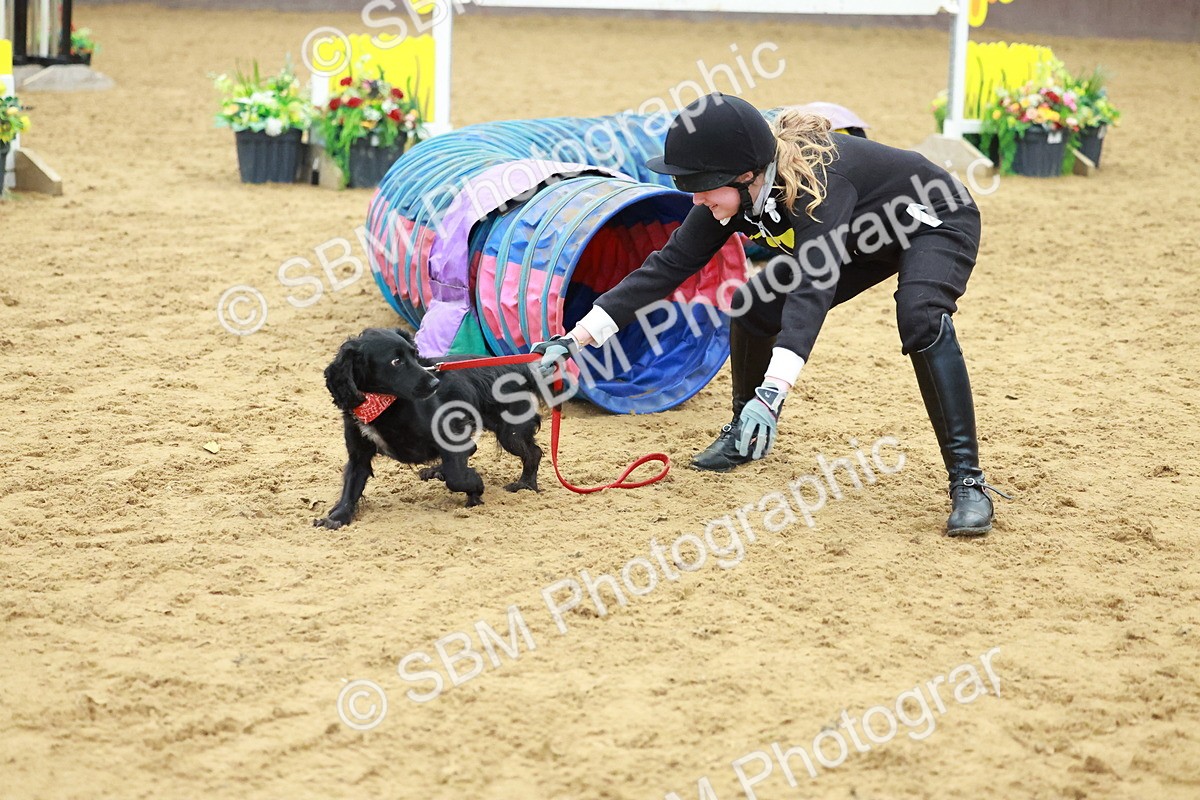 SBM_002479 - Class 3 - Horse & Hound (60cm)