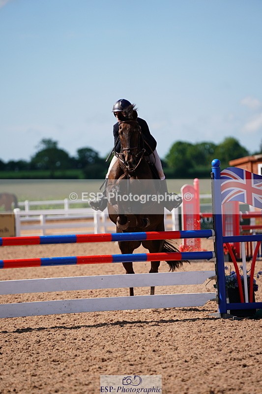 240525A-091122-05021 - Cls 13 Snr 1.05m and 1.10m