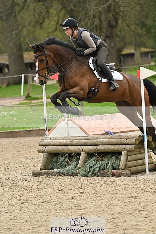 240411-114612-01120 - Group 4 XC